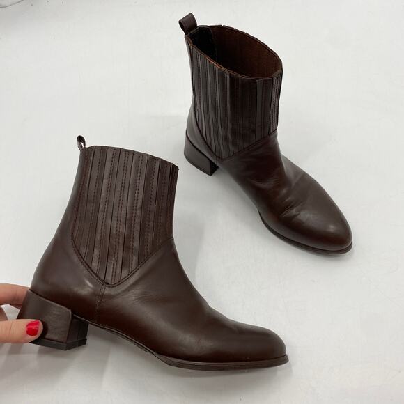 Stuart Weitzman slash brown leather ankle booties
